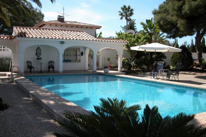 San Juan,Alicante,España,5 Bedrooms Bedrooms,4 BathroomsBathrooms,Chalets,18039