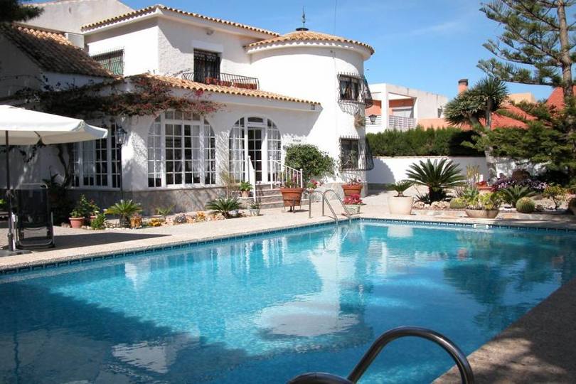 San Juan,Alicante,España,5 Bedrooms Bedrooms,4 BathroomsBathrooms,Chalets,18039