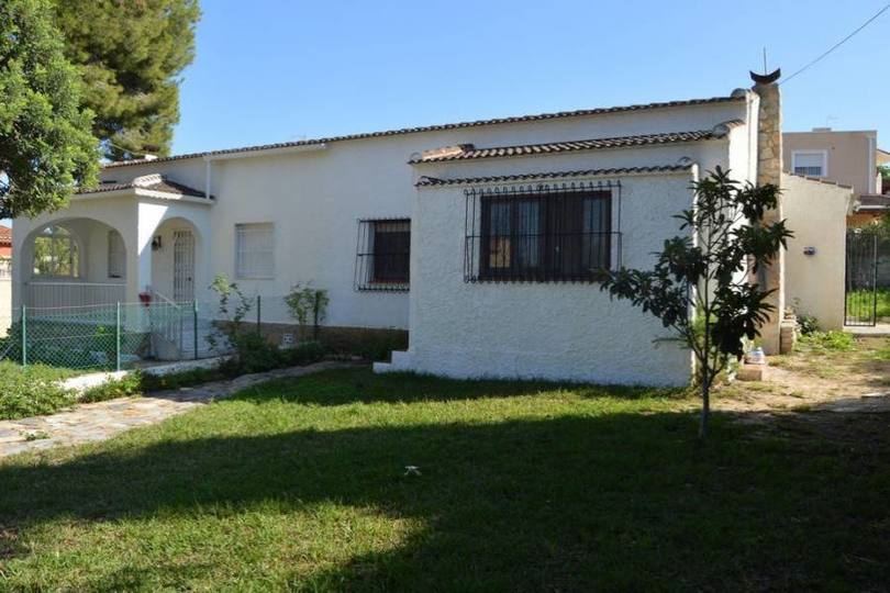 Torrevieja,Alicante,España,3 Bedrooms Bedrooms,1 BañoBathrooms,Chalets,18097