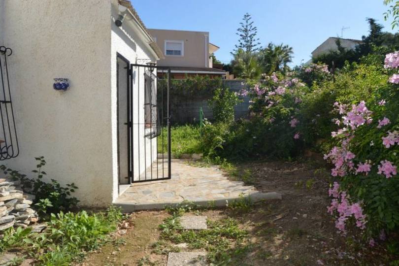 Torrevieja,Alicante,España,3 Bedrooms Bedrooms,1 BañoBathrooms,Chalets,18097