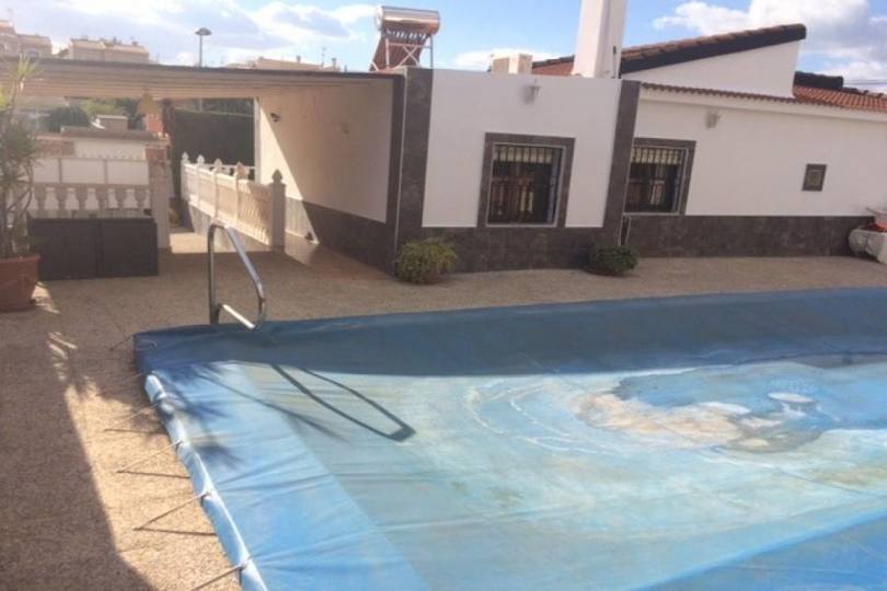 Torrevieja,Alicante,España,3 Bedrooms Bedrooms,2 BathroomsBathrooms,Chalets,18115