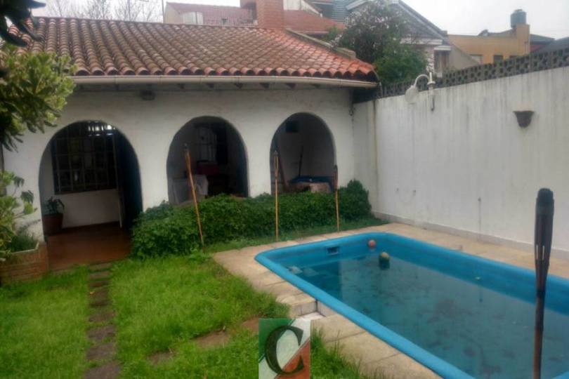 Lanus,Buenos Aires,Argentina,3 Habitaciones Habitaciones,1 BañoBaños,Casas,20 de septiembre ,2602