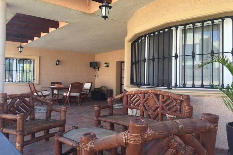 San Vicente del Raspeig,Alicante,España,3 Bedrooms Bedrooms,2 BathroomsBathrooms,Chalets,18886