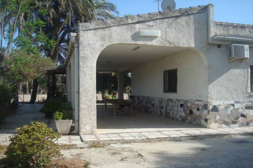 Elche,Alicante,España,3 Bedrooms Bedrooms,2 BathroomsBathrooms,Chalets,18910