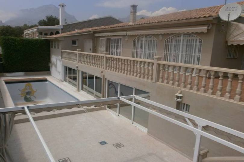 La Nucia,Alicante,España,4 Bedrooms Bedrooms,3 BathroomsBathrooms,Chalets,18911