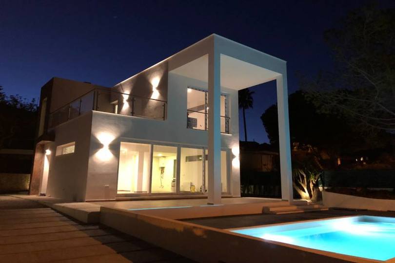 La Nucia,Alicante,España,3 Bedrooms Bedrooms,3 BathroomsBathrooms,Chalets,18917