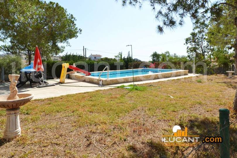 San Vicente del Raspeig,Alicante,España,4 Bedrooms Bedrooms,2 BathroomsBathrooms,Chalets,18942