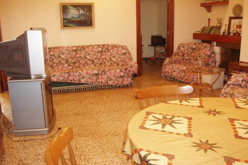 Elche,Alicante,España,6 Bedrooms Bedrooms,2 BathroomsBathrooms,Chalets,18959