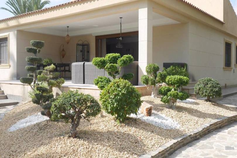 Peña las aguilas,Alicante,España,4 Bedrooms Bedrooms,3 BathroomsBathrooms,Chalets,18964