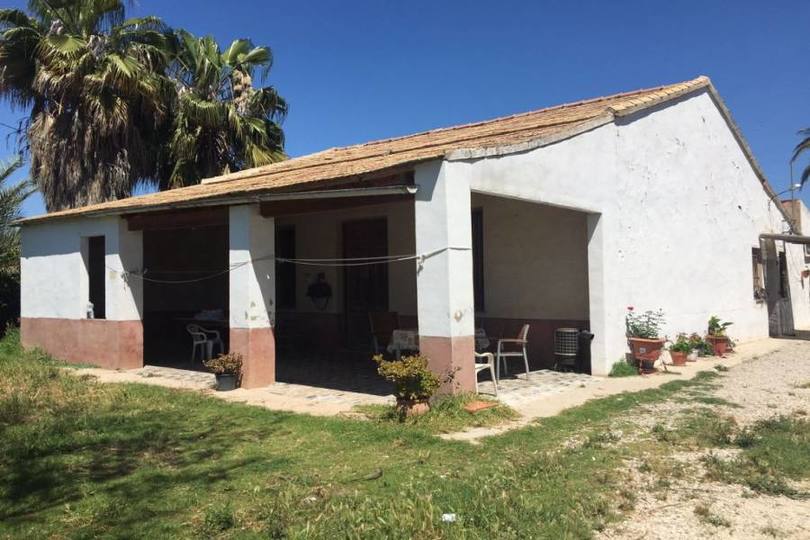 Elche,Alicante,España,4 Bedrooms Bedrooms,2 BathroomsBathrooms,Chalets,18976