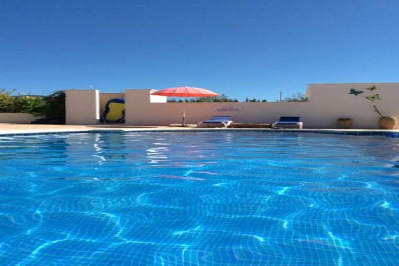 Onil,Alicante,España,4 Bedrooms Bedrooms,2 BathroomsBathrooms,Chalets,18995