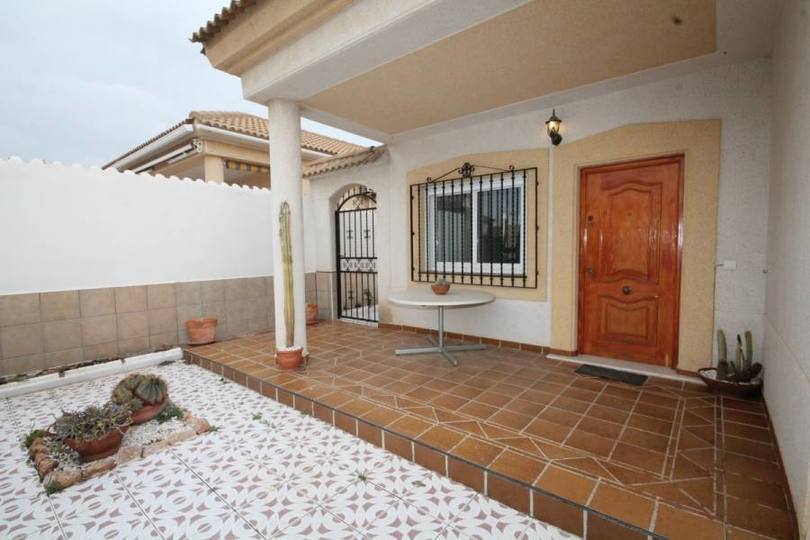 Torrevieja,Alicante,España,3 Bedrooms Bedrooms,2 BathroomsBathrooms,Chalets,19015