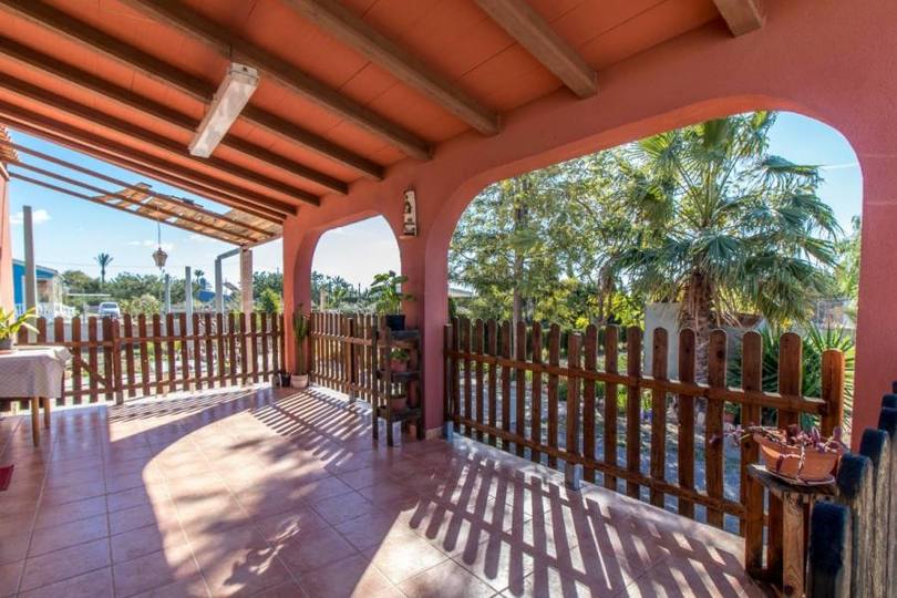 Elche,Alicante,España,3 Bedrooms Bedrooms,2 BathroomsBathrooms,Chalets,19026