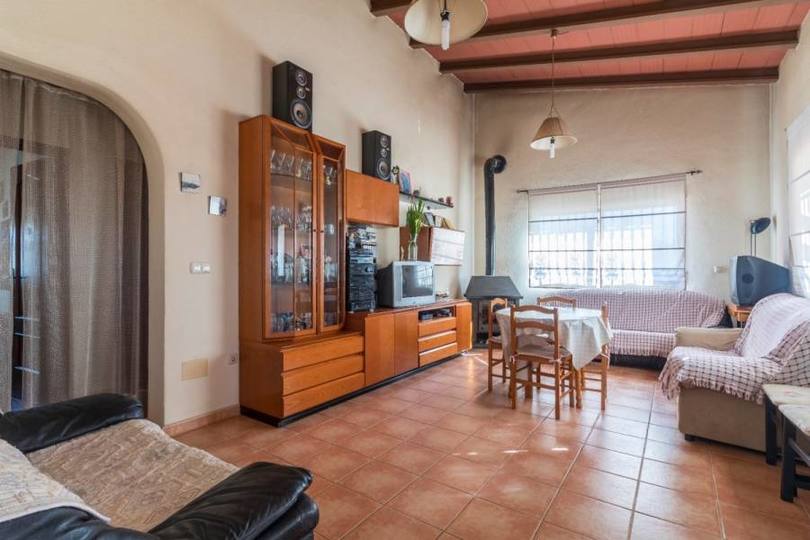 Elche,Alicante,España,3 Bedrooms Bedrooms,2 BathroomsBathrooms,Chalets,19026