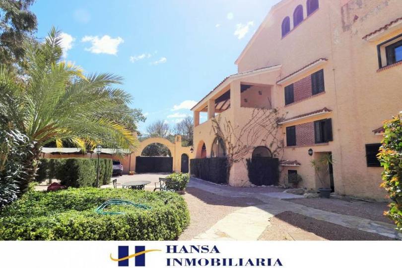 San Juan,Alicante,España,3 Bedrooms Bedrooms,2 BathroomsBathrooms,Chalets,19035