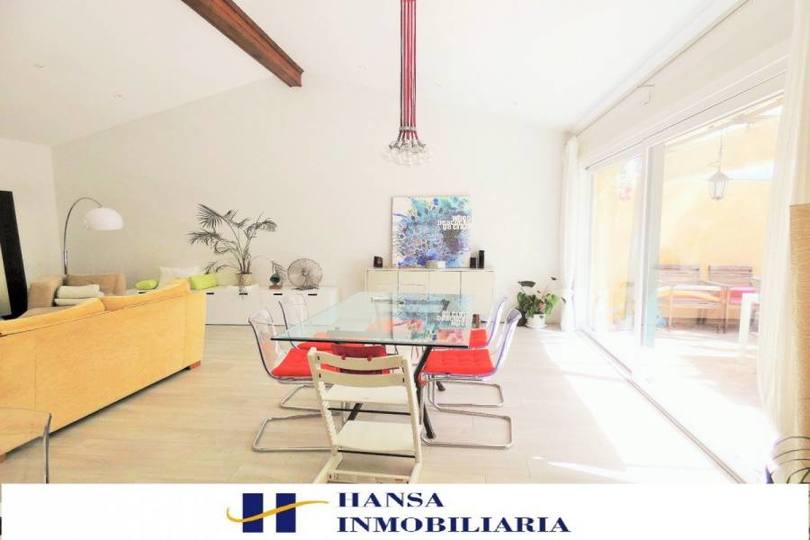San Juan,Alicante,España,3 Bedrooms Bedrooms,2 BathroomsBathrooms,Chalets,19035