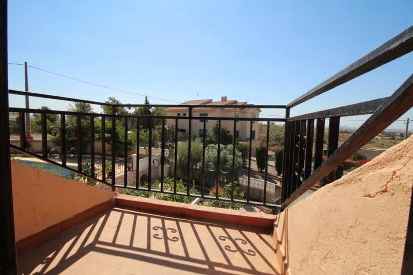 San Vicente del Raspeig,Alicante,España,5 Bedrooms Bedrooms,2 BathroomsBathrooms,Chalets,19039
