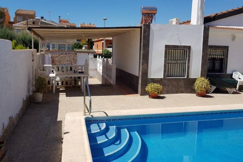 Torrevieja,Alicante,España,3 Bedrooms Bedrooms,2 BathroomsBathrooms,Chalets,19061