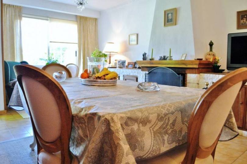 Alicante,Alicante,España,3 Bedrooms Bedrooms,3 BathroomsBathrooms,Chalets,19080