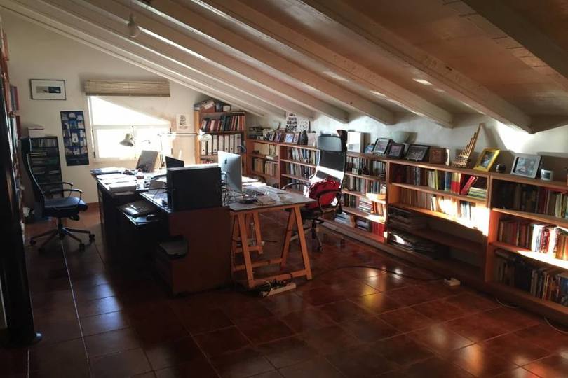 Elche,Alicante,España,6 Bedrooms Bedrooms,4 BathroomsBathrooms,Chalets,19081