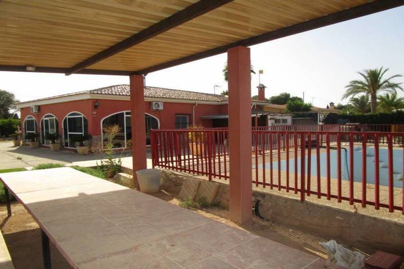 Elche,Alicante,España,3 Bedrooms Bedrooms,1 BañoBathrooms,Chalets,19092
