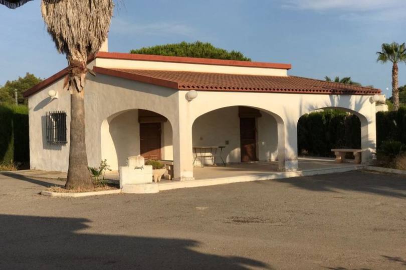 Elche,Alicante,España,3 Bedrooms Bedrooms,2 BathroomsBathrooms,Chalets,19115