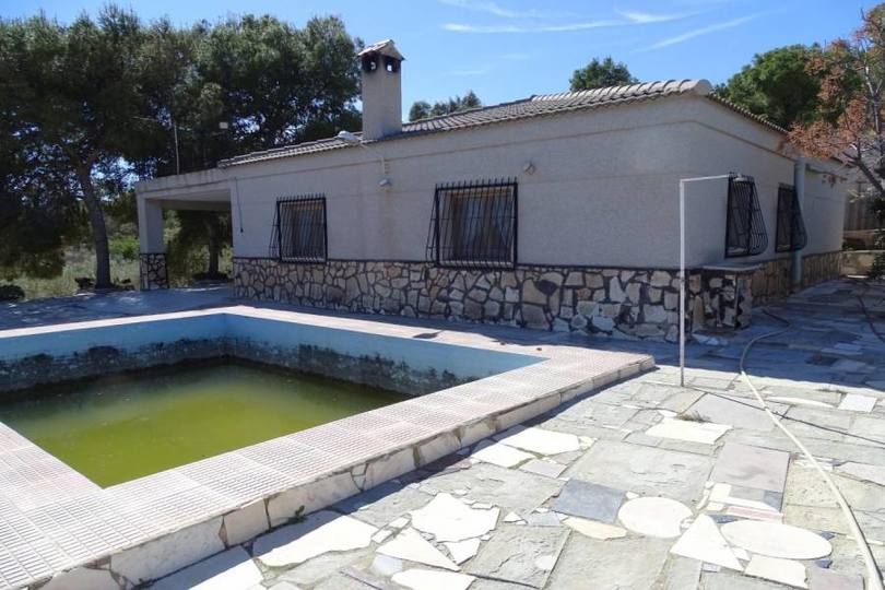 Alicante,Alicante,España,3 Bedrooms Bedrooms,1 BañoBathrooms,Chalets,19116
