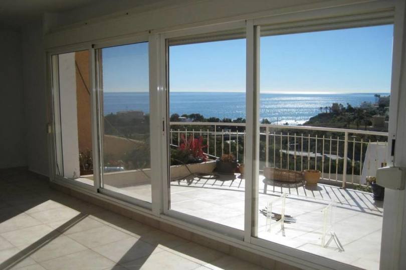 el Campello,Alicante,España,5 Bedrooms Bedrooms,3 BathroomsBathrooms,Chalets,19170