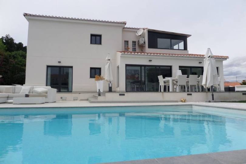 Alicante,Alicante,España,4 Bedrooms Bedrooms,3 BathroomsBathrooms,Chalets,19183