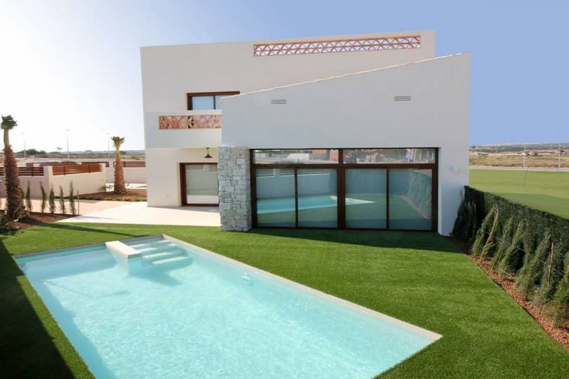 Benijófar,Alicante,España,3 Bedrooms Bedrooms,2 BathroomsBathrooms,Chalets,19215