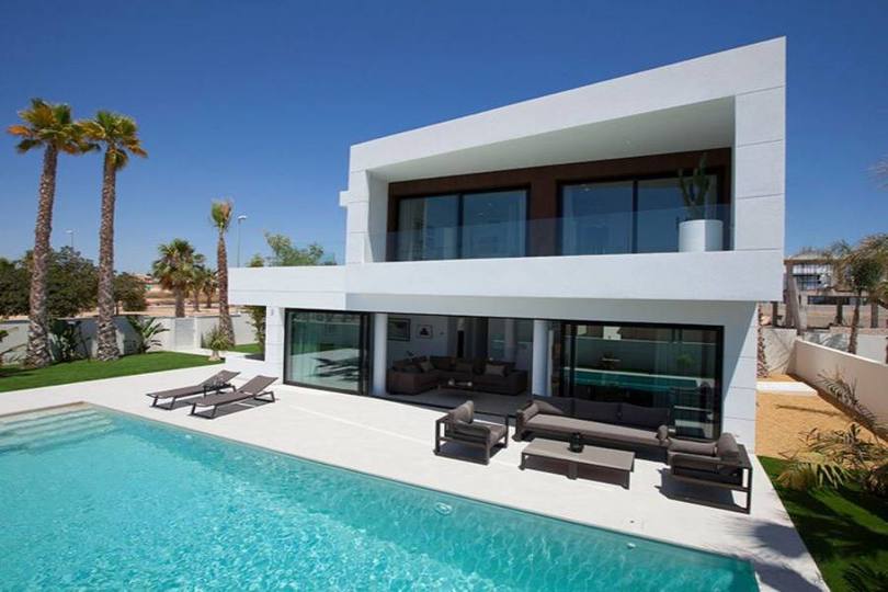 Rojales,Alicante,España,3 Bedrooms Bedrooms,3 BathroomsBathrooms,Chalets,19216