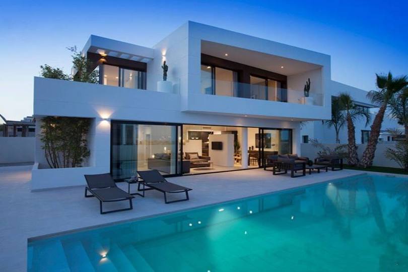 Rojales,Alicante,España,3 Bedrooms Bedrooms,3 BathroomsBathrooms,Chalets,19216