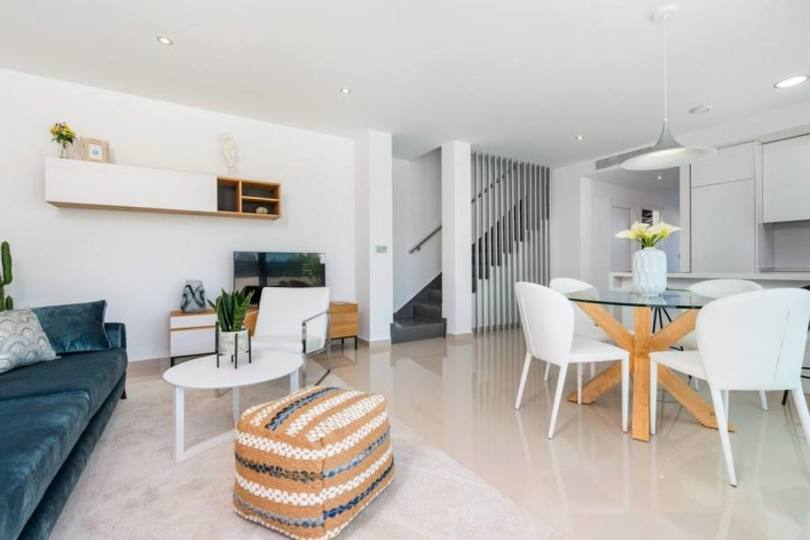 Orihuela Costa,Alicante,España,3 Bedrooms Bedrooms,2 BathroomsBathrooms,Chalets,19230