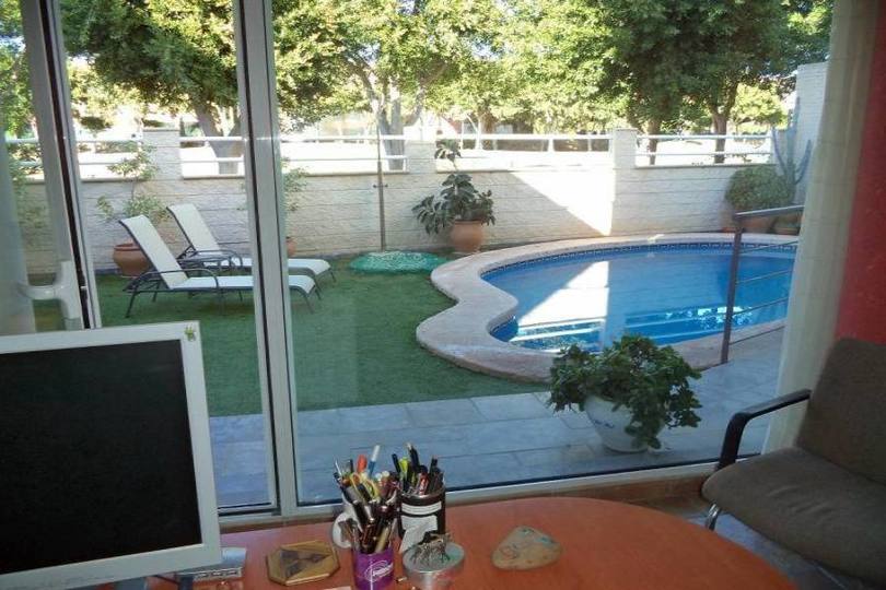 Alicante,Alicante,España,7 Bedrooms Bedrooms,5 BathroomsBathrooms,Chalets,19293
