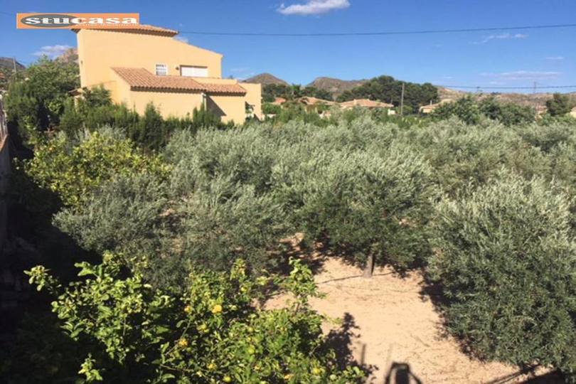 Busot,Alicante,España,4 Bedrooms Bedrooms,2 BathroomsBathrooms,Chalets,19313