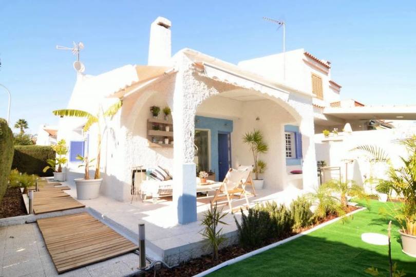 Campoamor,Alicante,España,2 Bedrooms Bedrooms,2 BathroomsBathrooms,Chalets,19333