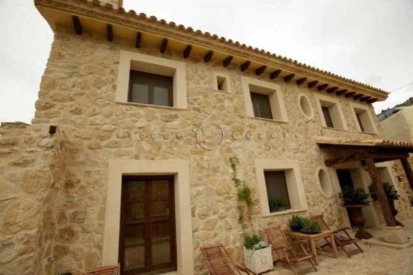 Alicante,Alicante,España,5 Bedrooms Bedrooms,4 BathroomsBathrooms,Chalets,19435