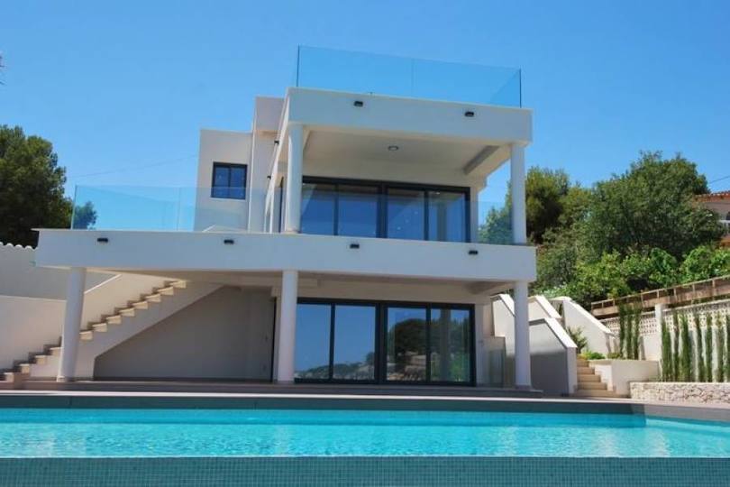 Calpe,Alicante,España,3 Bedrooms Bedrooms,3 BathroomsBathrooms,Chalets,19444