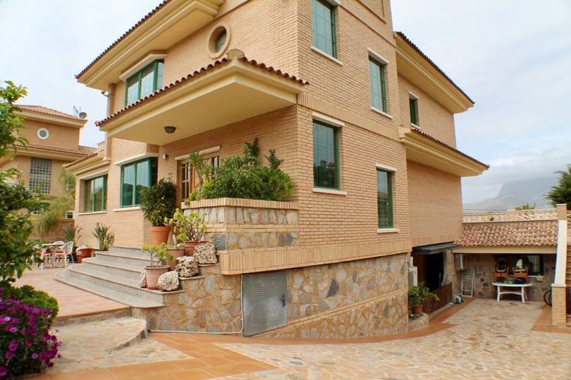 Benidorm,Alicante,España,6 Bedrooms Bedrooms,5 BathroomsBathrooms,Chalets,19459
