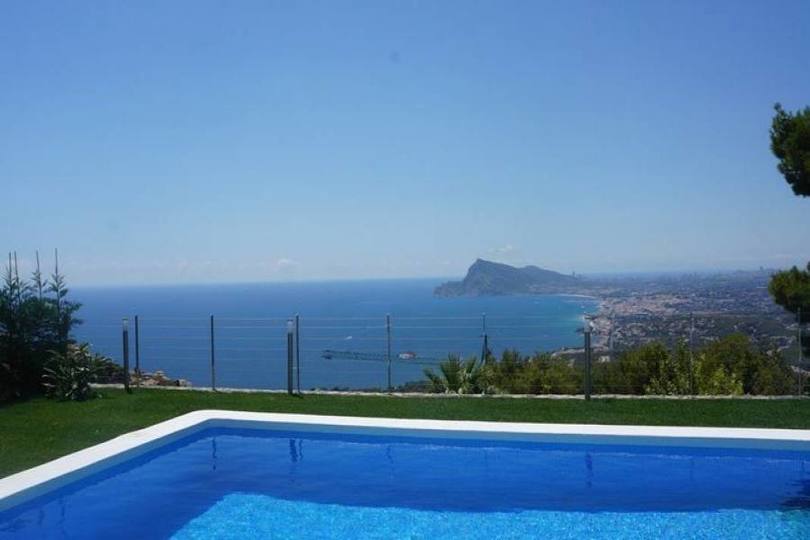 Altea,Alicante,España,4 Bedrooms Bedrooms,5 BathroomsBathrooms,Chalets,19478