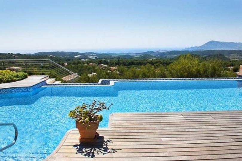 Altea,Alicante,España,7 Bedrooms Bedrooms,6 BathroomsBathrooms,Chalets,19483