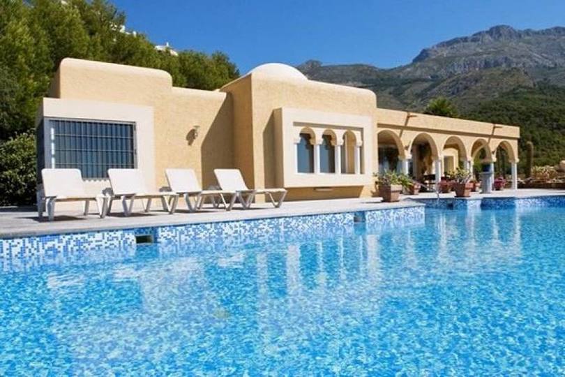 Altea,Alicante,España,7 Bedrooms Bedrooms,6 BathroomsBathrooms,Chalets,19483