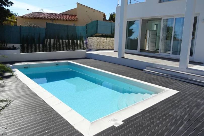 La Nucia,Alicante,España,3 Bedrooms Bedrooms,3 BathroomsBathrooms,Chalets,19495