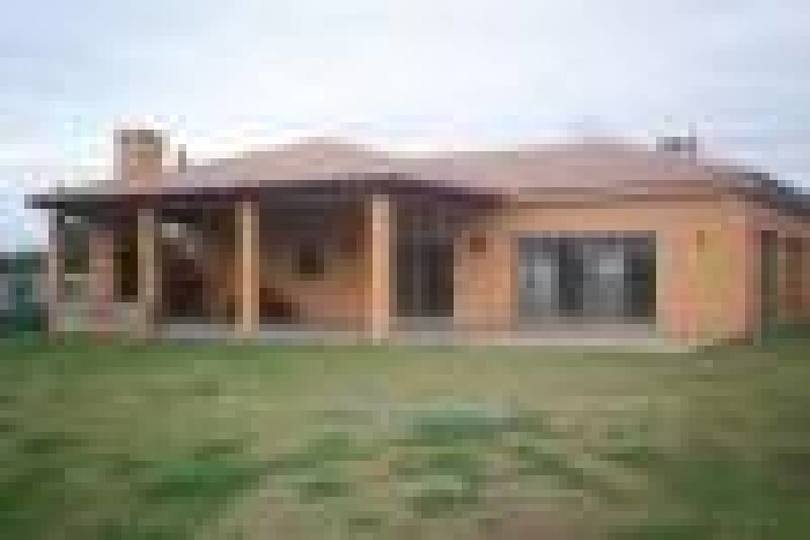 Pilar,Buenos Aires,Argentina,2 Habitaciones Habitaciones,2 BañosBaños,Casas,Champagnat,2708