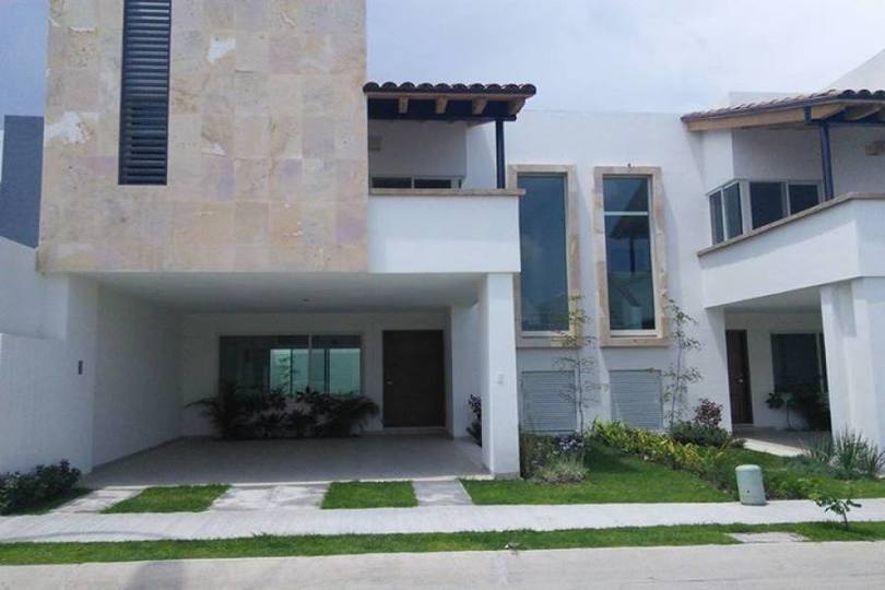 León,Guanajuato,México,3 Habitaciones Habitaciones,2 BañosBaños,Casas,2728