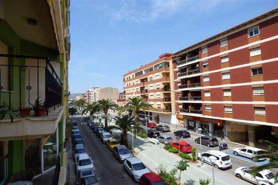 Dénia,Alicante,España,3 Bedrooms Bedrooms,2 BathroomsBathrooms,Apartamentos,20640