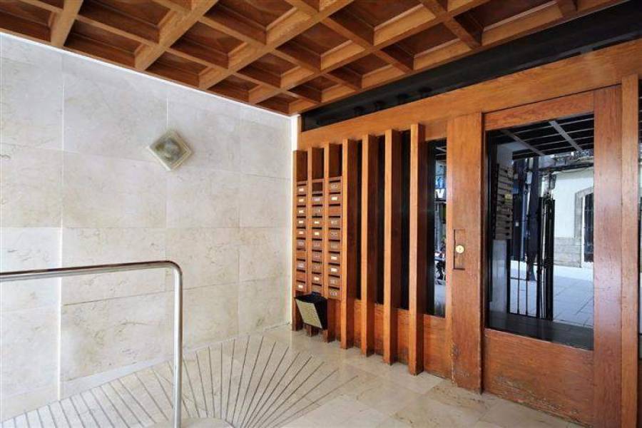 Dénia,Alicante,España,6 Bedrooms Bedrooms,5 BathroomsBathrooms,Apartamentos,20684