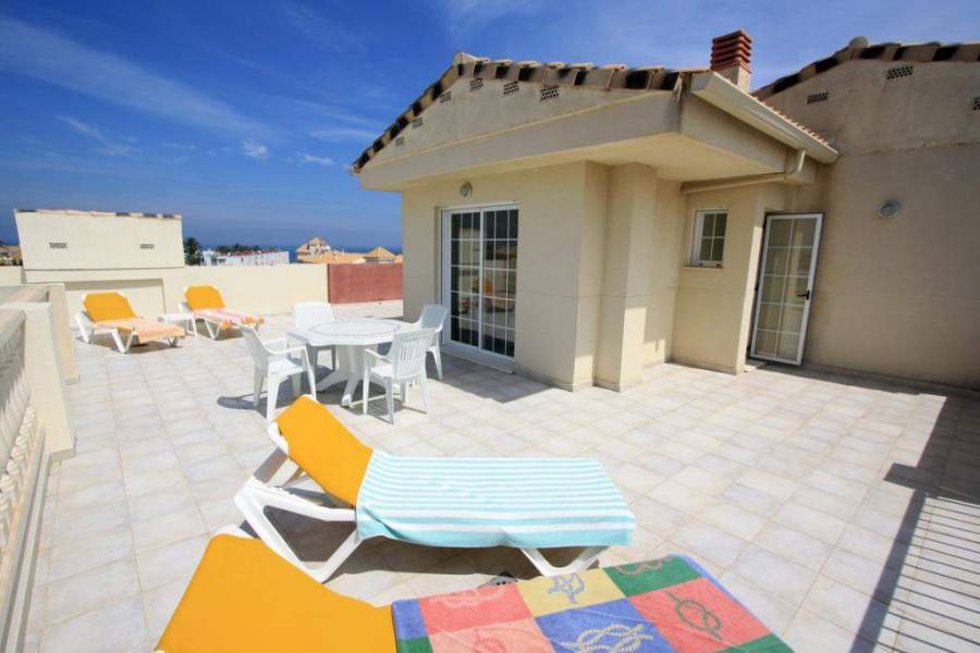 Dénia,Alicante,España,3 Bedrooms Bedrooms,2 BathroomsBathrooms,Apartamentos,20832