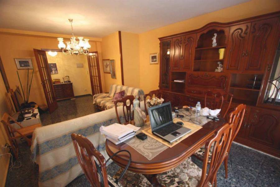 Pedreguer,Alicante,España,4 Bedrooms Bedrooms,2 BathroomsBathrooms,Apartamentos,20880