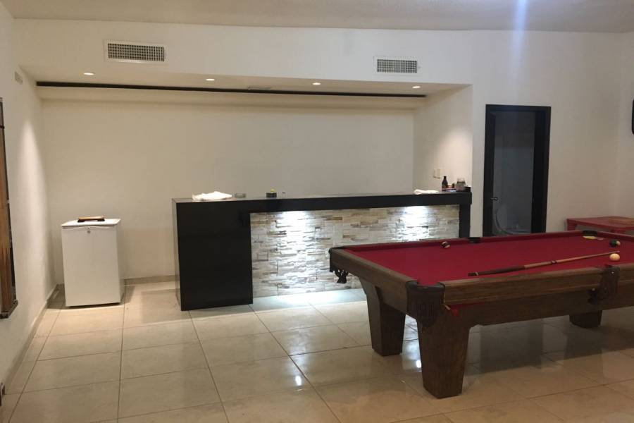 Chihuahua,Chihuahua,México,3 Habitaciones Habitaciones,2 BañosBaños,Casas,RESIDENCIA,2,2897